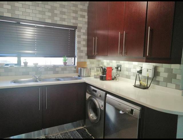 2 BEDROOM PROPERTY TO RENT IN SOLHEIM